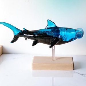 Handmade Hammerhead Shark Resin Sculpture – Ocean Art Decor, Unique Marine Life Gift| Epoxy Resin and Wood Art |Unique Gift for Ocean Lovers